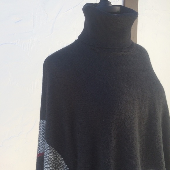 Last 1 🌟New Cozy Chic Plaid Knit Poncho - Picture 6 of 6